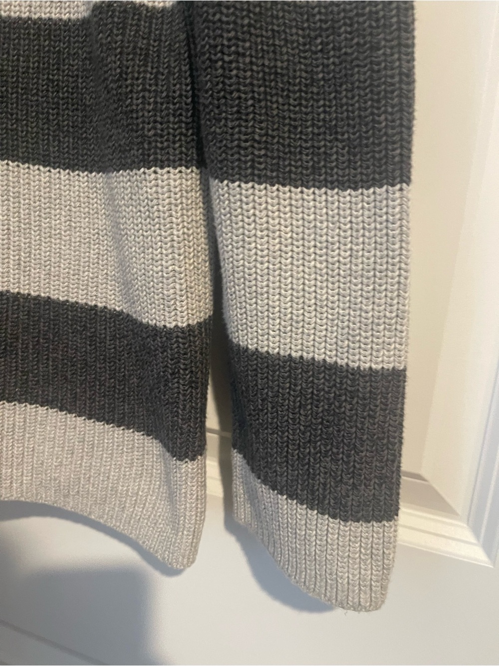 OshKosh B'gosh Boys 14 Gray and Charcoal Striped Henley Crewneck Sweater - Picture 5 of 11